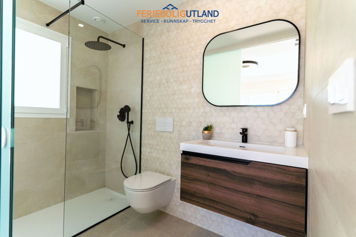 Image No.27-3 Bed Villa for sale