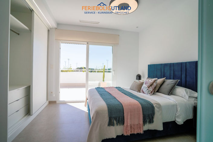 Image No.28-3 Bed Villa for sale