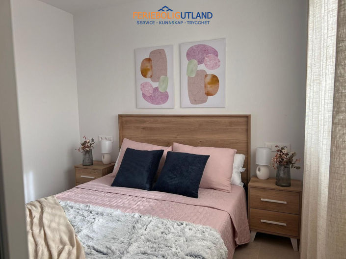 Image No.12-3 Bed Villa for sale