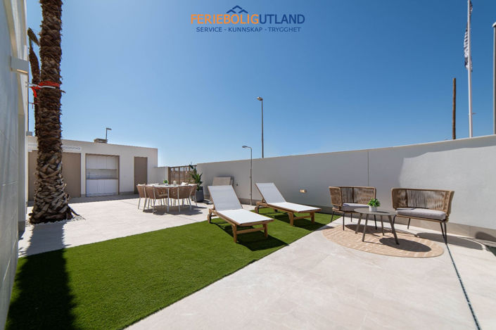 Image No.13-3 Bed Villa for sale