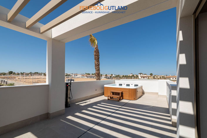 Image No.15-3 Bed Villa for sale