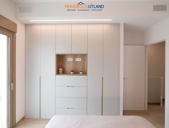 Image No.5-3 Bed Villa for sale