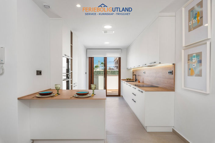 Image No.10-3 Bed Apartment for sale