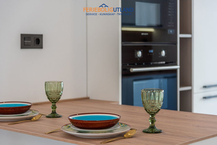 Image No.13-3 Bed Apartment for sale