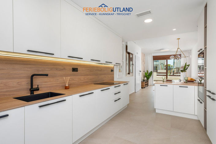 Image No.14-3 Bed Apartment for sale