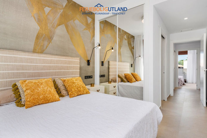 Image No.19-3 Bed Apartment for sale