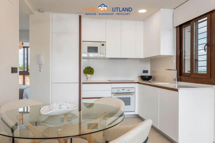 Image No.38-3 Bed Apartment for sale