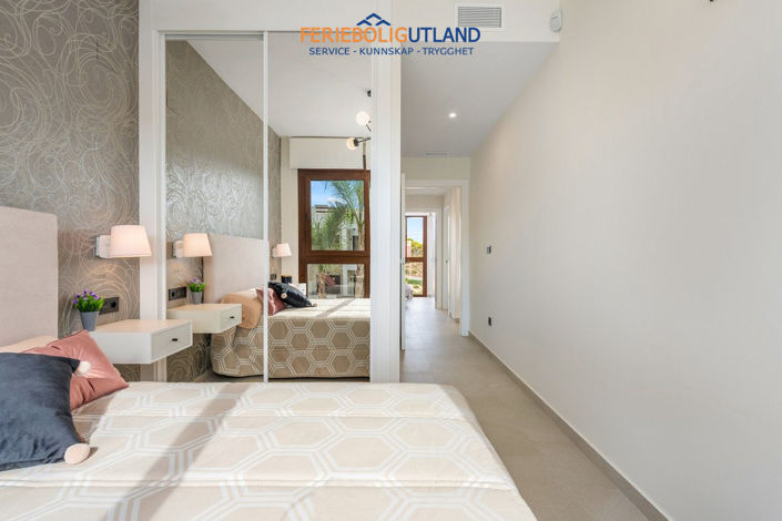 Image No.42-3 Bed Apartment for sale