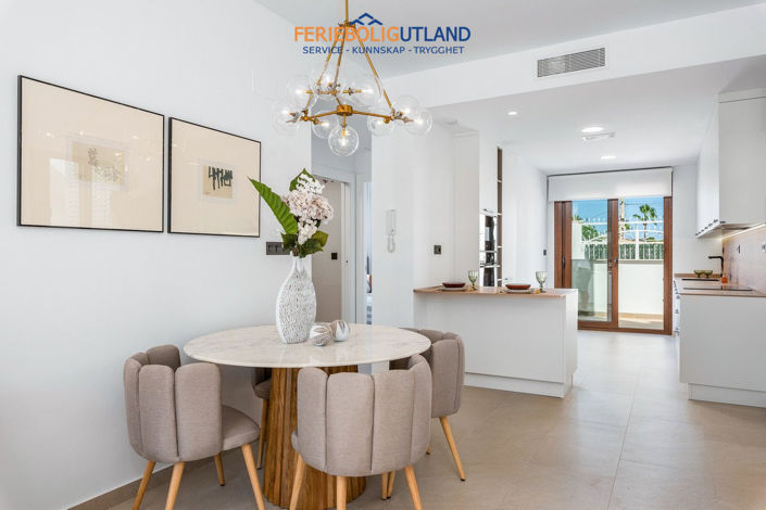 Image No.9-3 Bed Apartment for sale