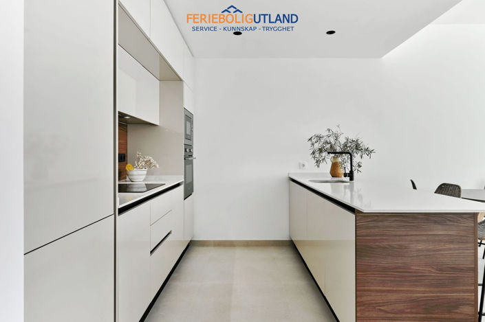 Image No.27-2 Bed Apartment for sale