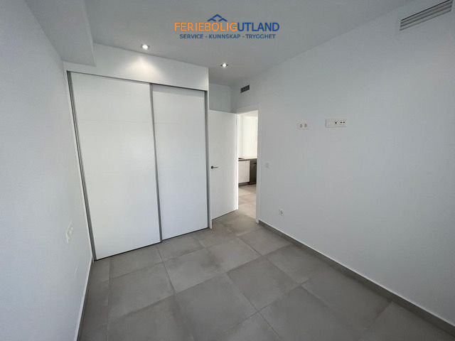 Image No.12-3 Bed Villa for sale