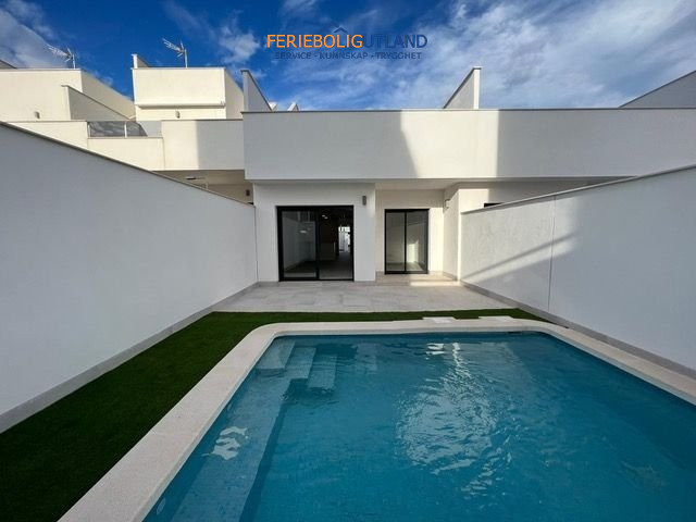 Image No.9-3 Bed Villa for sale