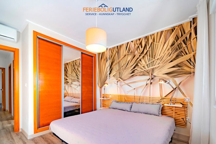 Image No.13-3 Bed Townhouse for sale