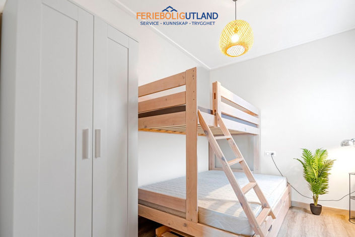 Image No.20-3 Bed Townhouse for sale