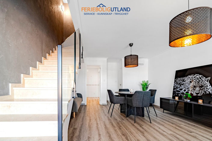 Image No.7-3 Bed Townhouse for sale