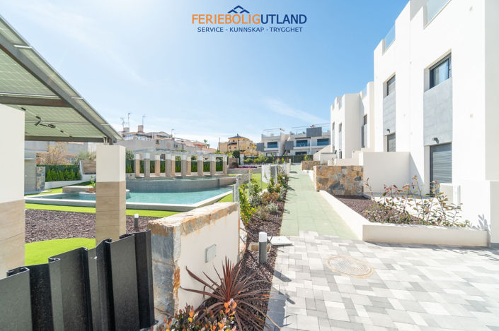 Image No.22-3 Bed Apartment for sale