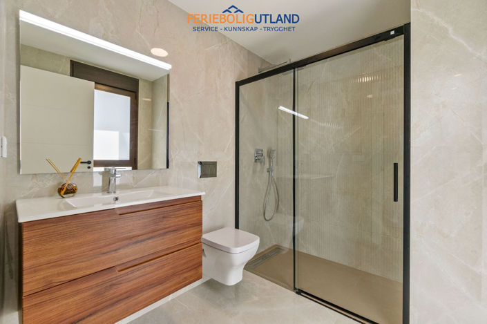 Image No.12-3 Bed Villa for sale