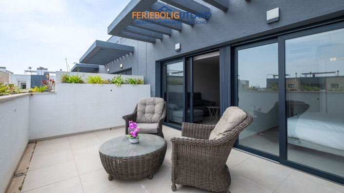 Image No.1-2 Bed Apartment for sale