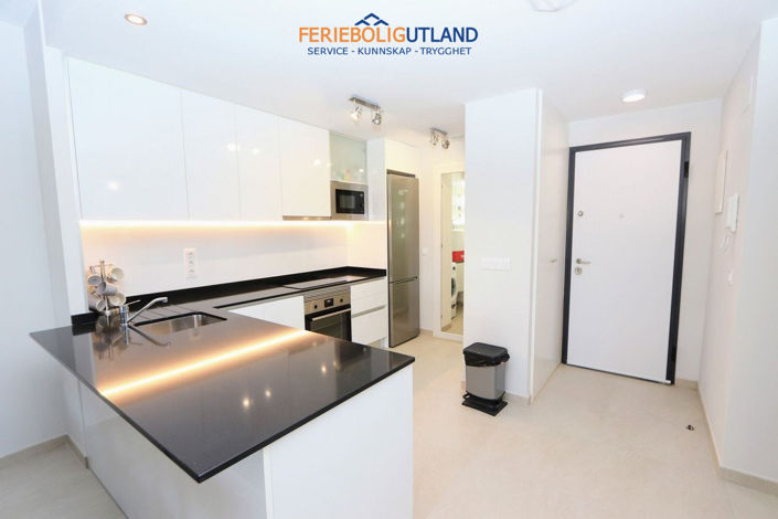 Image No.17-3 Bed Apartment for sale