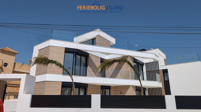 Image No.33-4 Bed Villa for sale