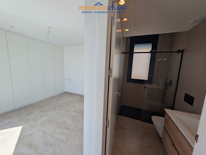 Image No.5-4 Bed Villa for sale