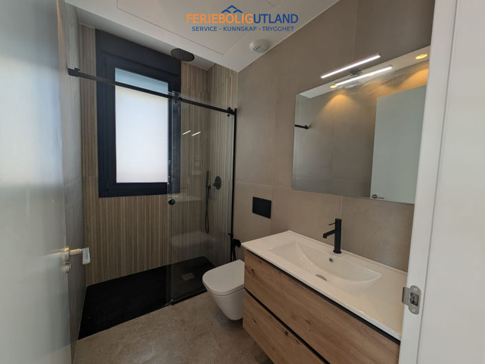 Image No.7-4 Bed Villa for sale