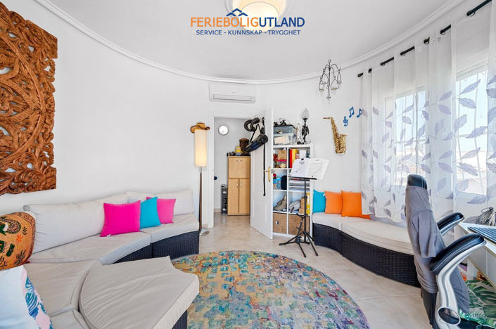 Image No.21-5 Bed Villa for sale