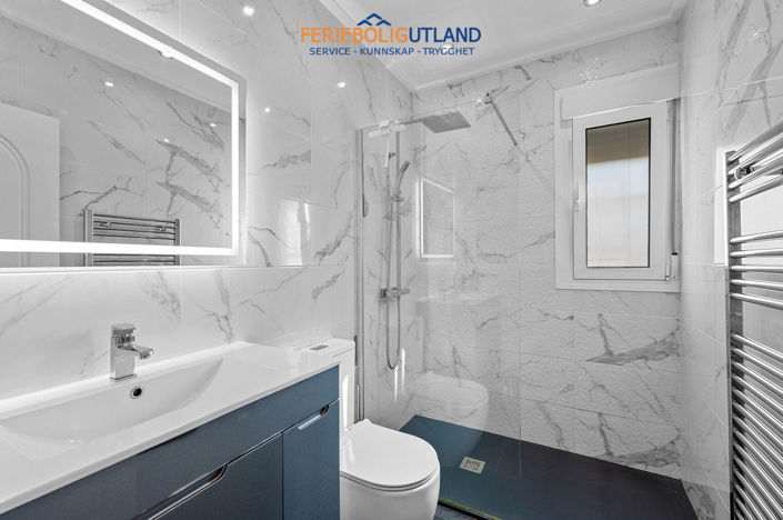 Image No.33-5 Bed Villa for sale