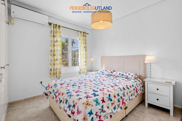 Image No.36-5 Bed Villa for sale