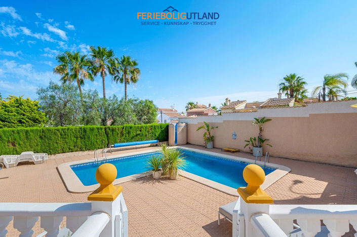 Image No.38-5 Bed Villa for sale