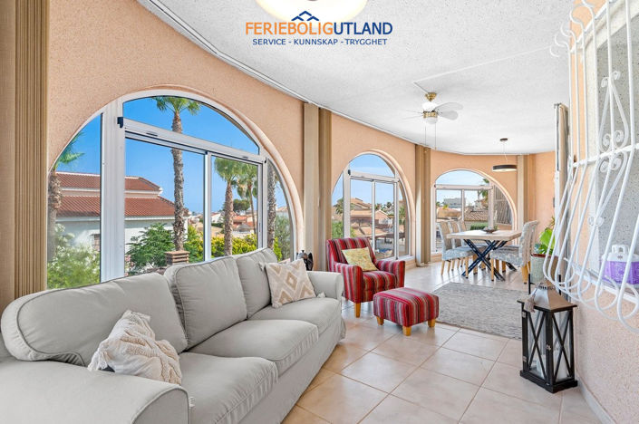 Image No.9-5 Bed Villa for sale