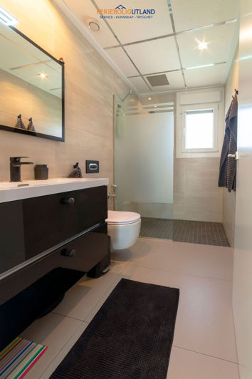 Image No.23-3 Bed Villa for sale