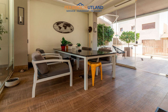 Image No.28-3 Bed Villa for sale