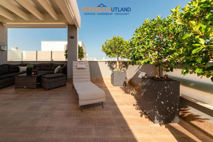 Image No.36-3 Bed Villa for sale