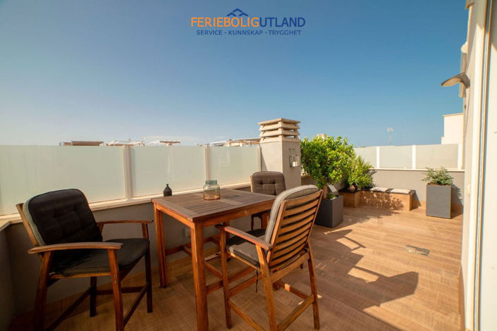 Image No.41-3 Bed Villa for sale