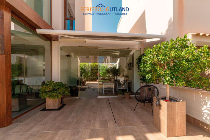 Image No.44-3 Bed Villa for sale