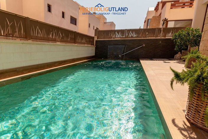 Image No.50-3 Bed Villa for sale