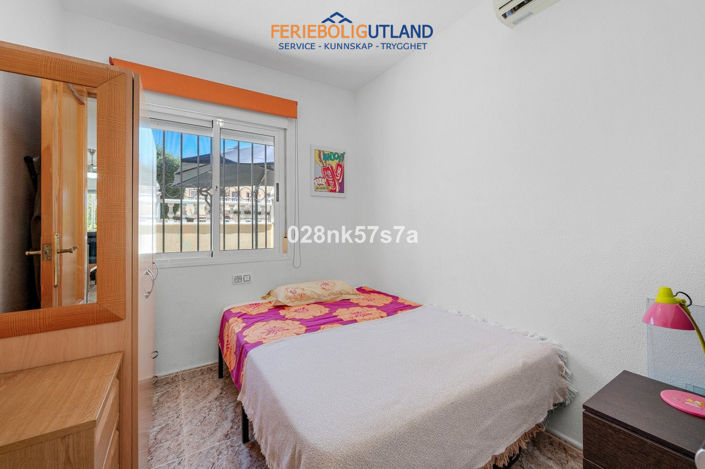 Image No.12-3 Bed Townhouse for sale