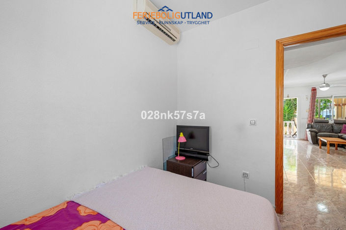 Image No.13-3 Bed Townhouse for sale