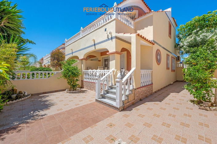 Image No.4-3 Bed Townhouse for sale