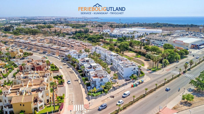 Image No.32-2 Bed Apartment for sale