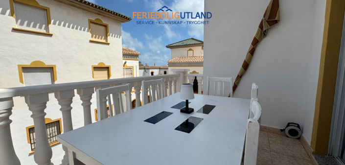 Image No.15-3 Bed Apartment for sale