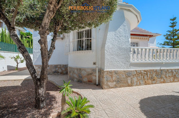 Image No.38-3 Bed Villa for sale