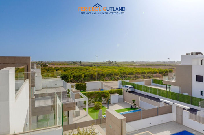 Image No.29-3 Bed Villa for sale