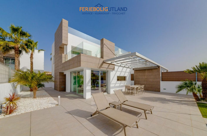 Image No.30-3 Bed Villa for sale