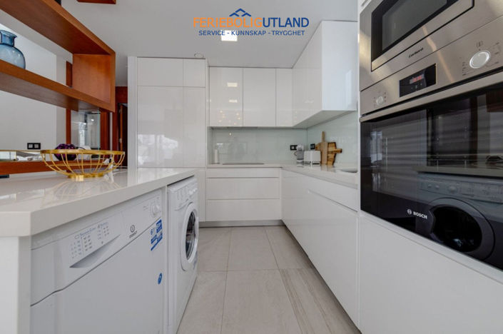 Image No.5-3 Bed Villa for sale