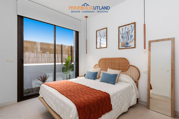 Image No.13-2 Bed Apartment for sale