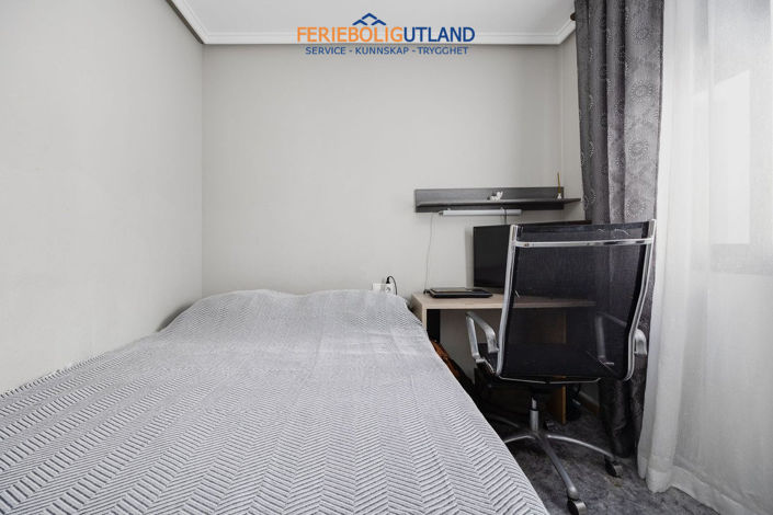 Image No.18-3 Bed Apartment for sale