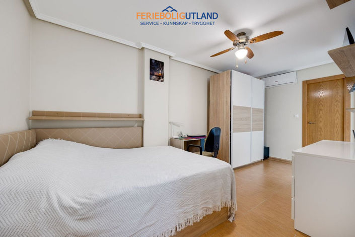 Image No.22-3 Bed Apartment for sale