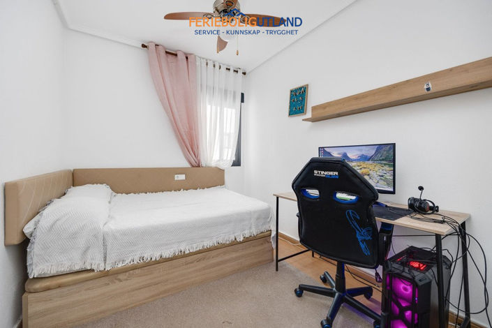 Image No.26-3 Bed Apartment for sale